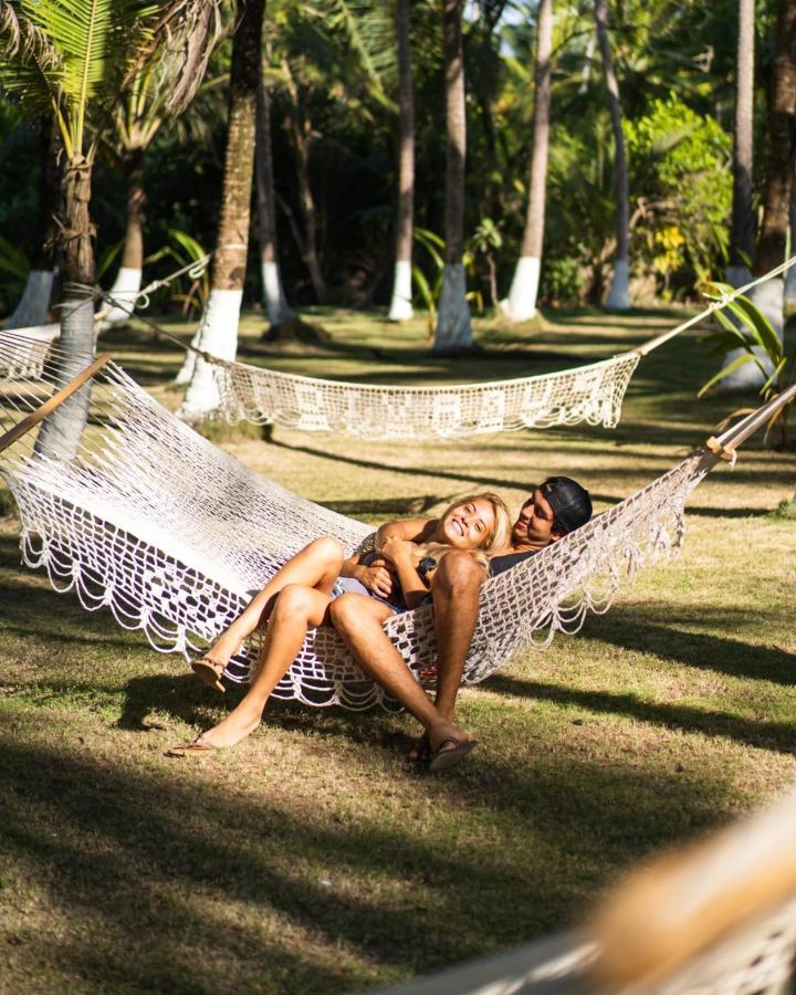 Hotel La Isla Parrita Bagian luar foto